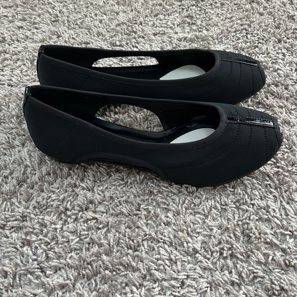 NWOT Ros Hommerson Black Peep Toe Ballet Flats Comfort Shoes Women‎ Size 7M